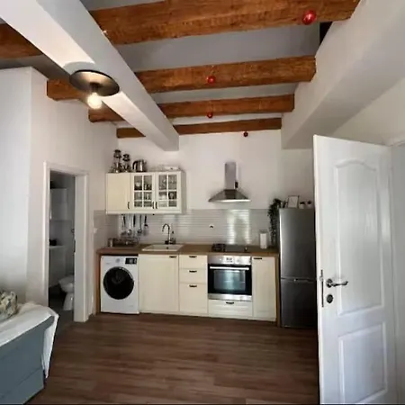 Hébergement de vacances House With Wifi Veli Iz, Iz - 25821 Veli Iž